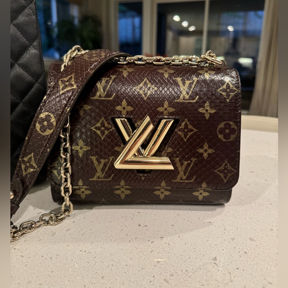 Authenticated & Curated Luxury ✨ - Picture 1 of 7